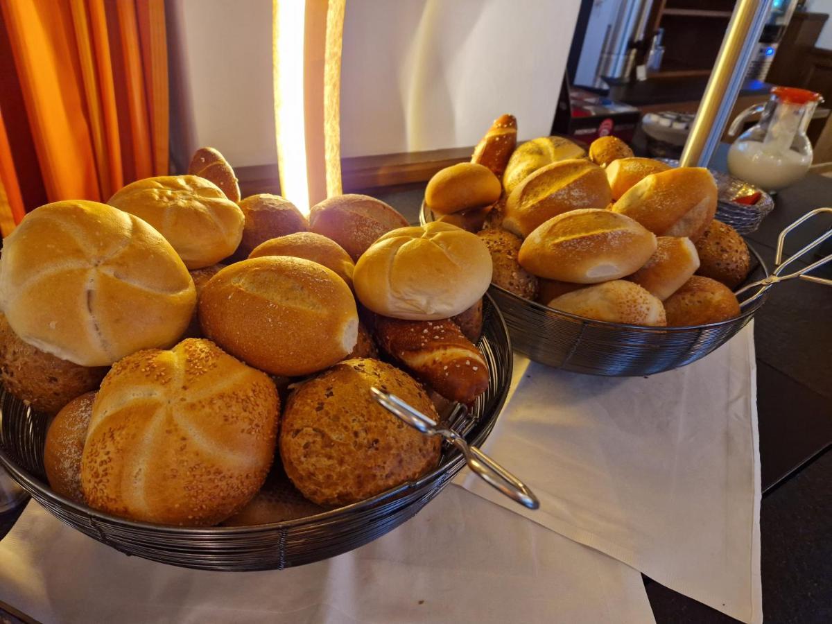 Hotel Garni "Am Ellinger Tor" Weißenburg in Bayern Εξωτερικό φωτογραφία