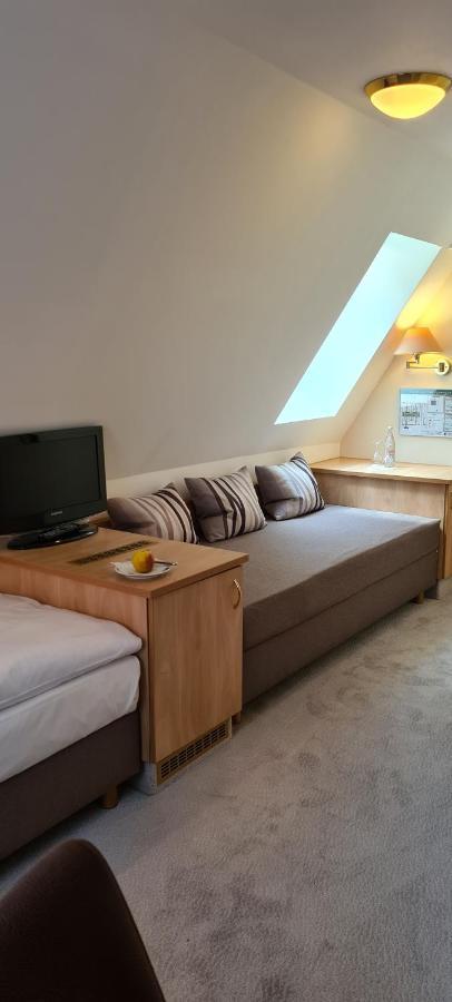 Hotel Garni "Am Ellinger Tor" Weißenburg in Bayern Εξωτερικό φωτογραφία