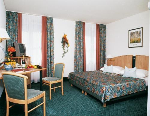 Hotel Garni "Am Ellinger Tor" Weißenburg in Bayern Εξωτερικό φωτογραφία